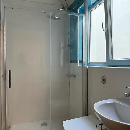 Dragon's Den Hostel *